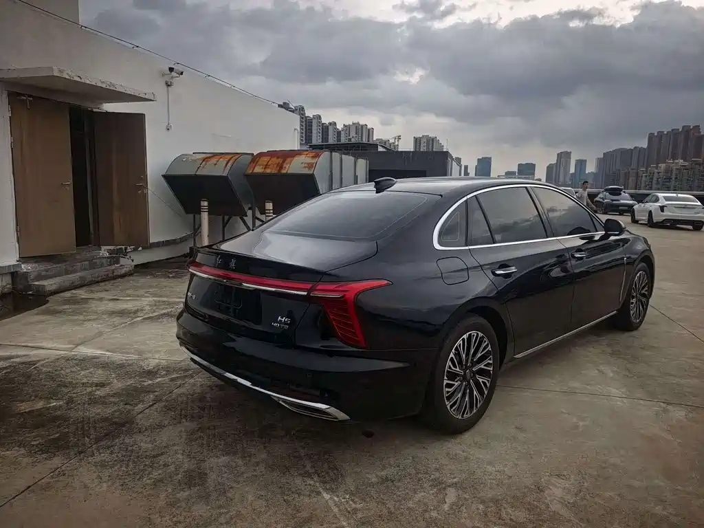 Hongqi Hongqi H5 — миниатюра 4
