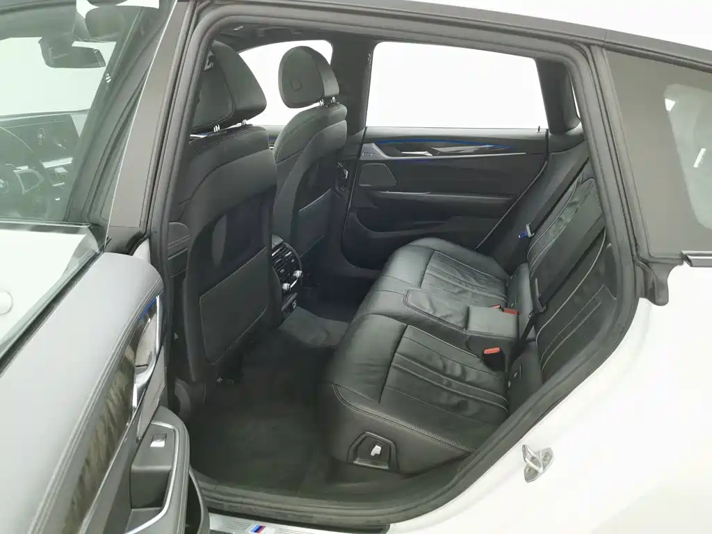 BMW 6 Series GT — миниатюра 15