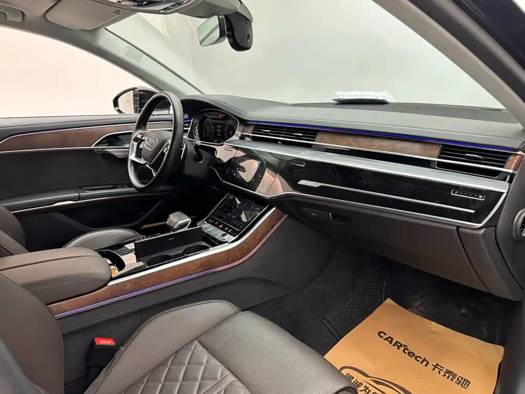 Audi A8 — миниатюра 11