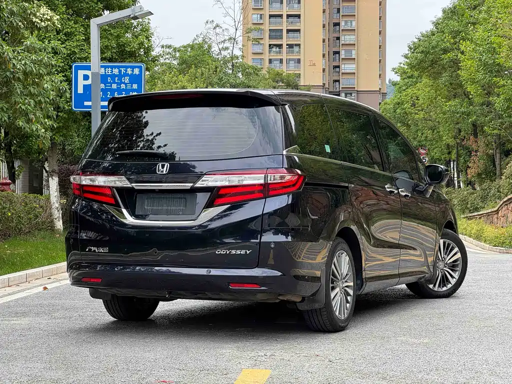 Honda Odyssey — фотографии объявления, Фото 10