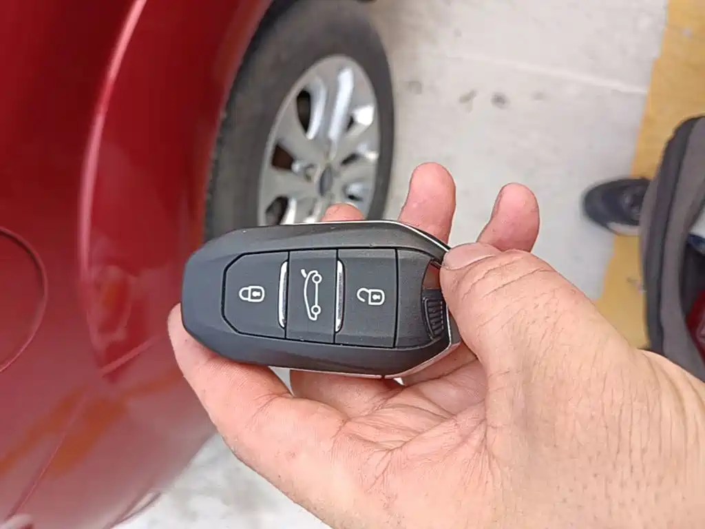 Citroen C4L — миниатюра 9