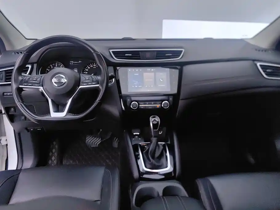 Nissan Qashqai — миниатюра 12