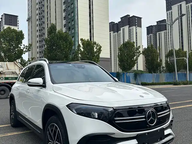 MERCEDES-BENZ  EQB 2023