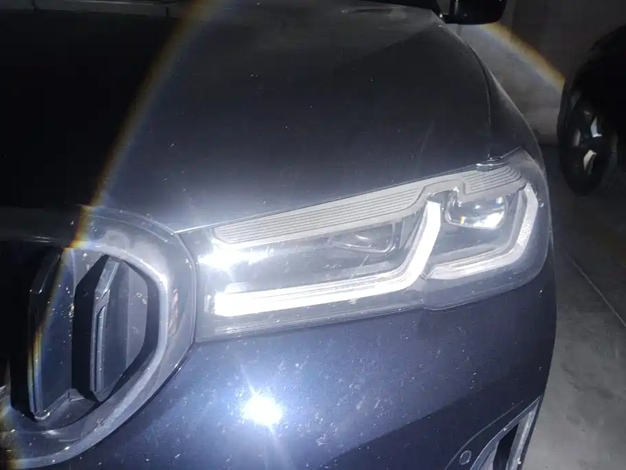 BMW 5 Series — миниатюра 4