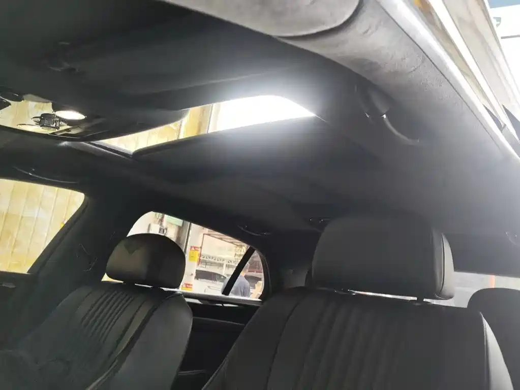 Bentley Flying Spur 2017 4.0T V8 Standard