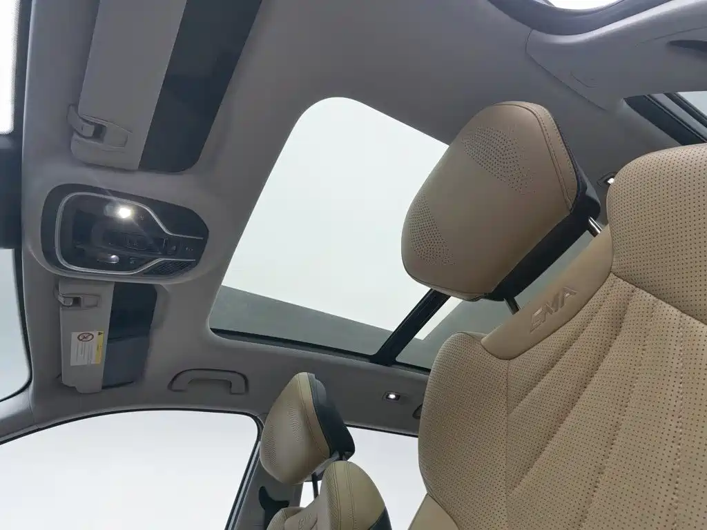 Geely Boyue L — миниатюра 14