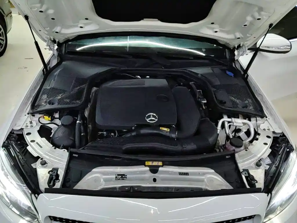 Mercedes-Benz C-Class — миниатюра 20