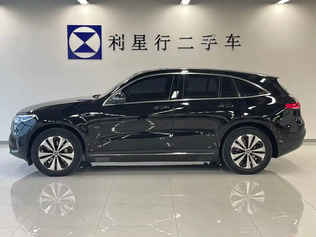 Mercedes-Benz EQC — миниатюра 3