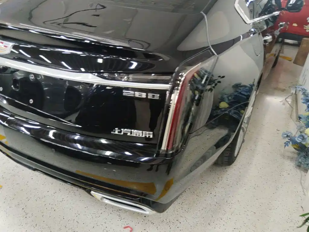 Cadillac CT6 — миниатюра 11