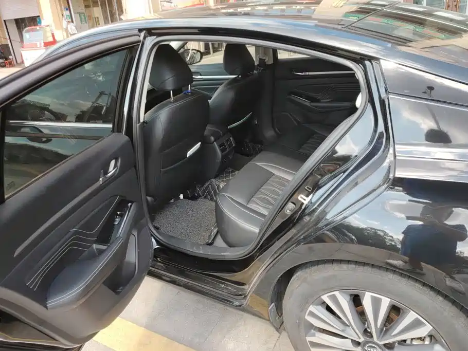Nissan Teana — миниатюра 11