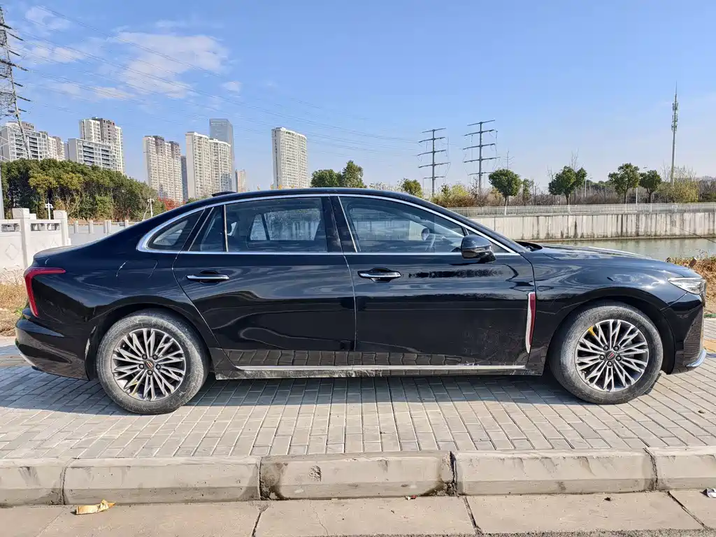 Hongqi H5 2023 1.5T DCT