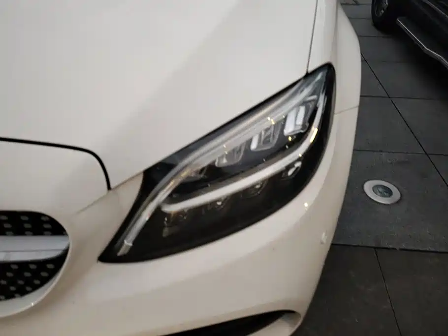 Mercedes-Benz C-Class — миниатюра 5
