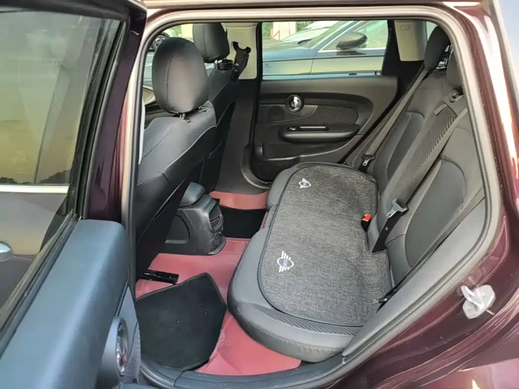 MINI Mini Clubman — миниатюра 17
