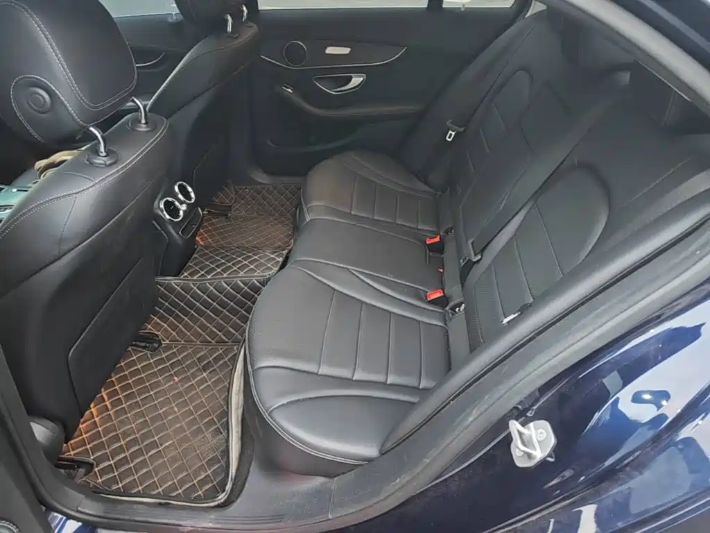 Mercedes-Benz C-Class — миниатюра 22