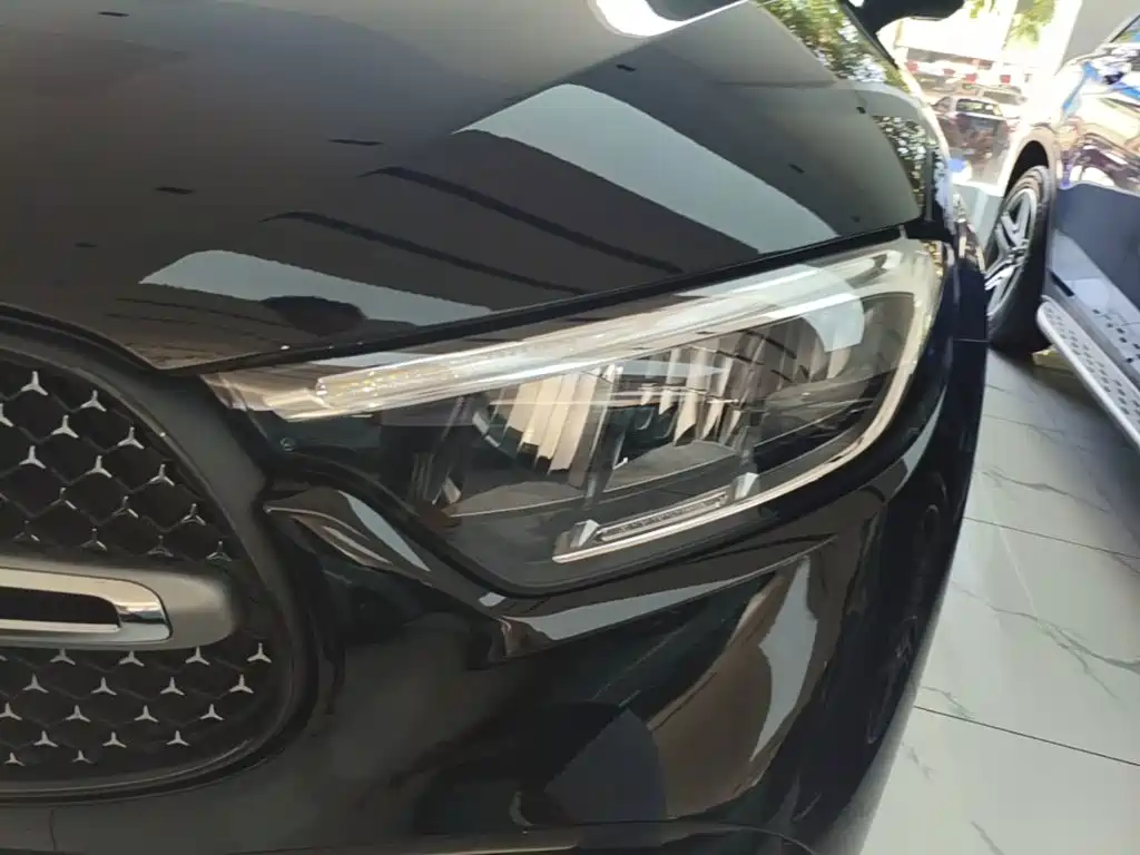 Mercedes-Benz GLC — миниатюра 24