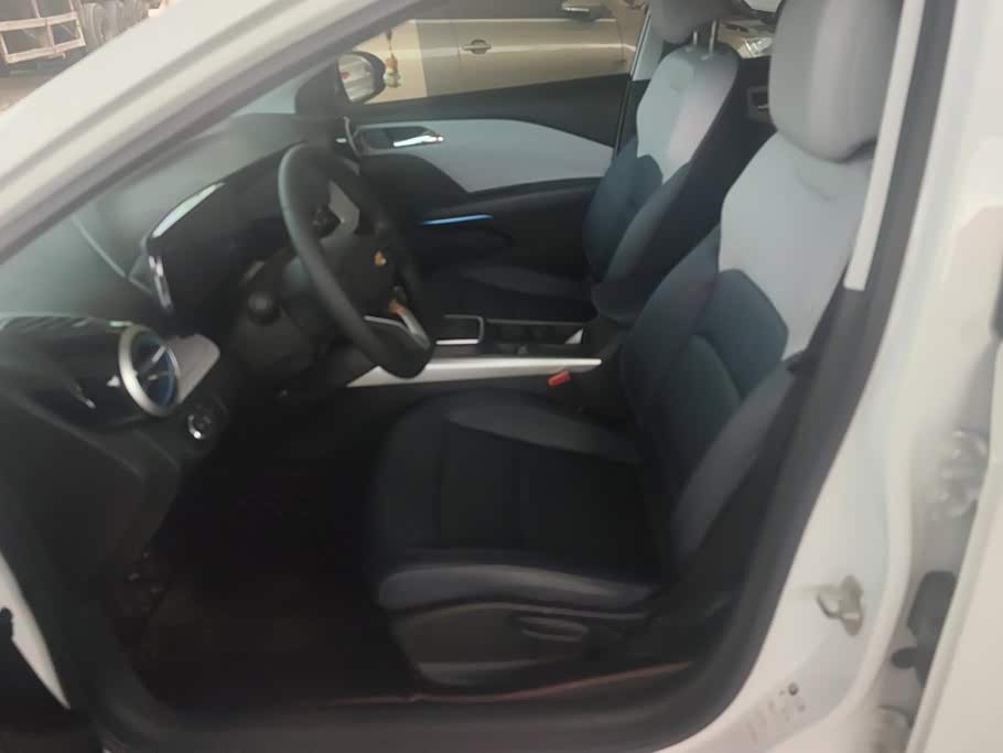 Chevrolet Monza 1.5 л 2023 г. Белый, пробег 36700 км