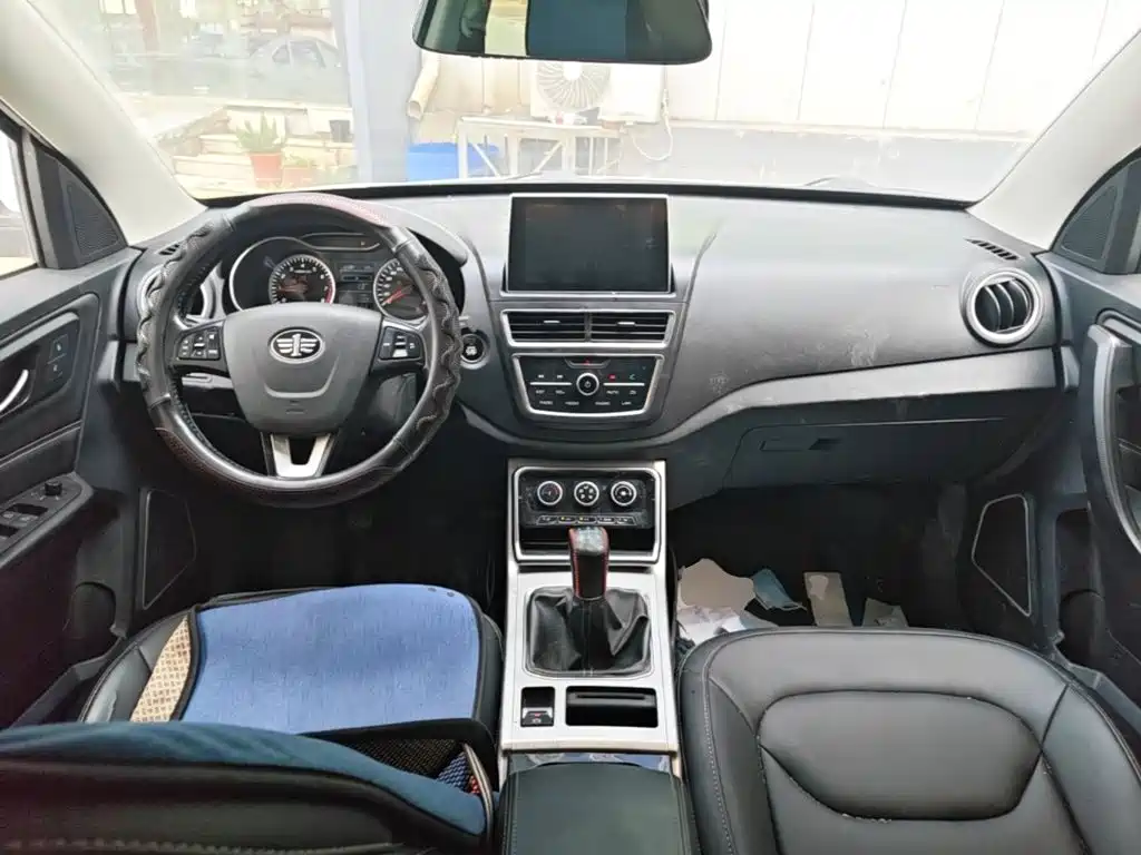 Bestune X40 — миниатюра 10