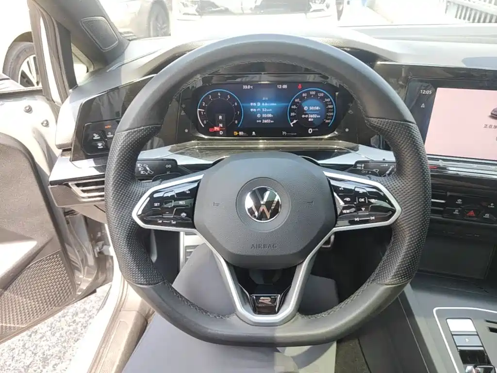 Volkswagen Golf — миниатюра 11