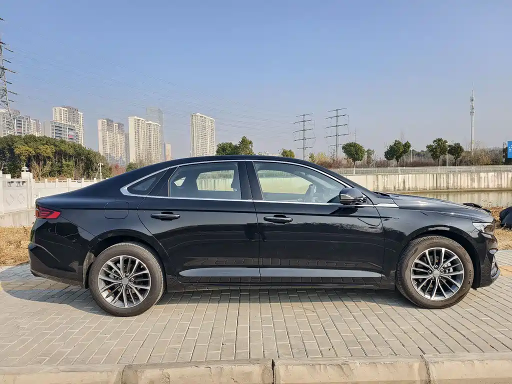Geely Preface 2023 2.0TD Elite