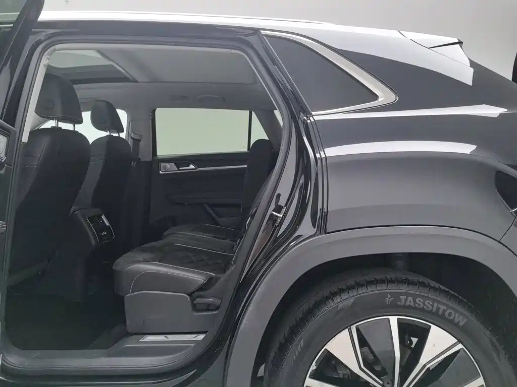Volkswagen Teramont — миниатюра 15
