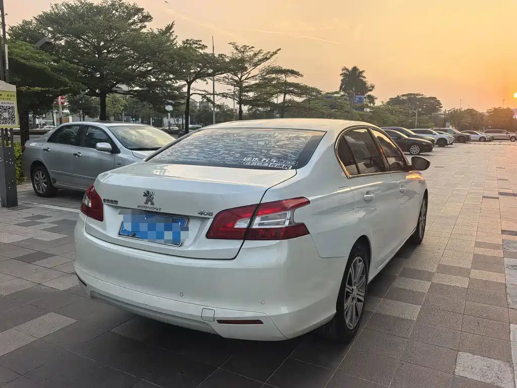 Peugeot 408 — миниатюра 6