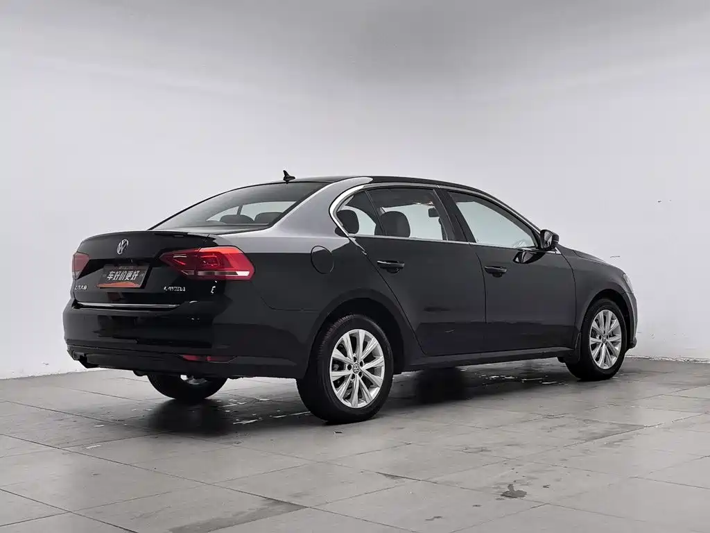 Volkswagen Lavida — миниатюра 2