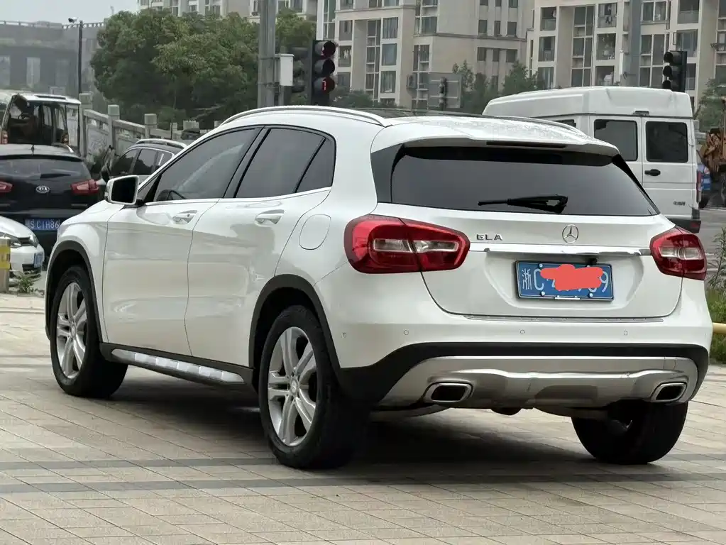 Mercedes-Benz GLA 2016 GLA 200