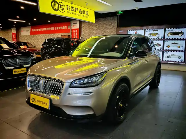 LINCOLN ADVENTURER 2020