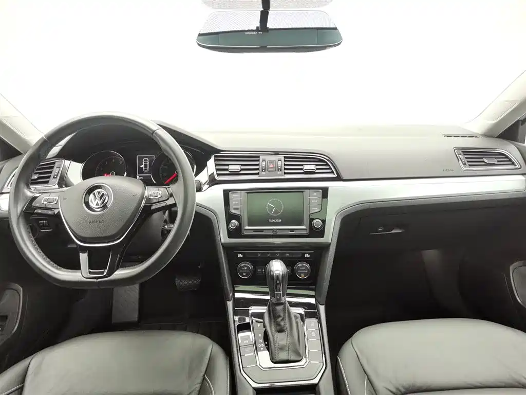 Volkswagen Lamando 2017 280TSI DSG Comfort