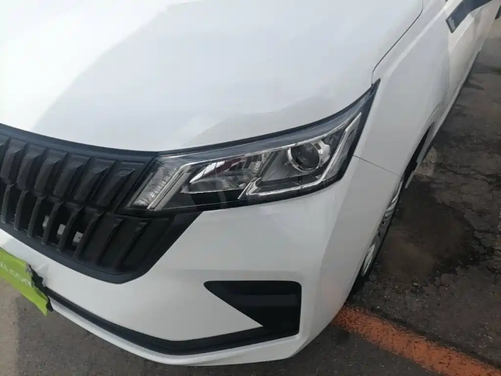 Wuling Jiachen — миниатюра 24