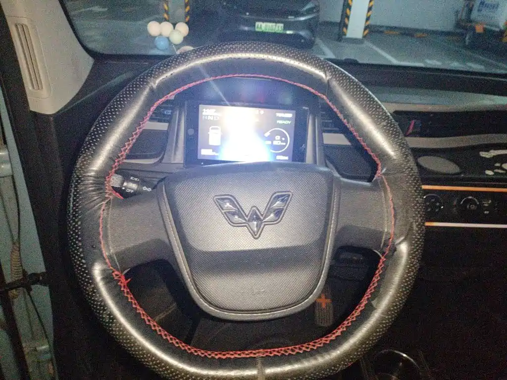 Wuling MINIEV — миниатюра 7