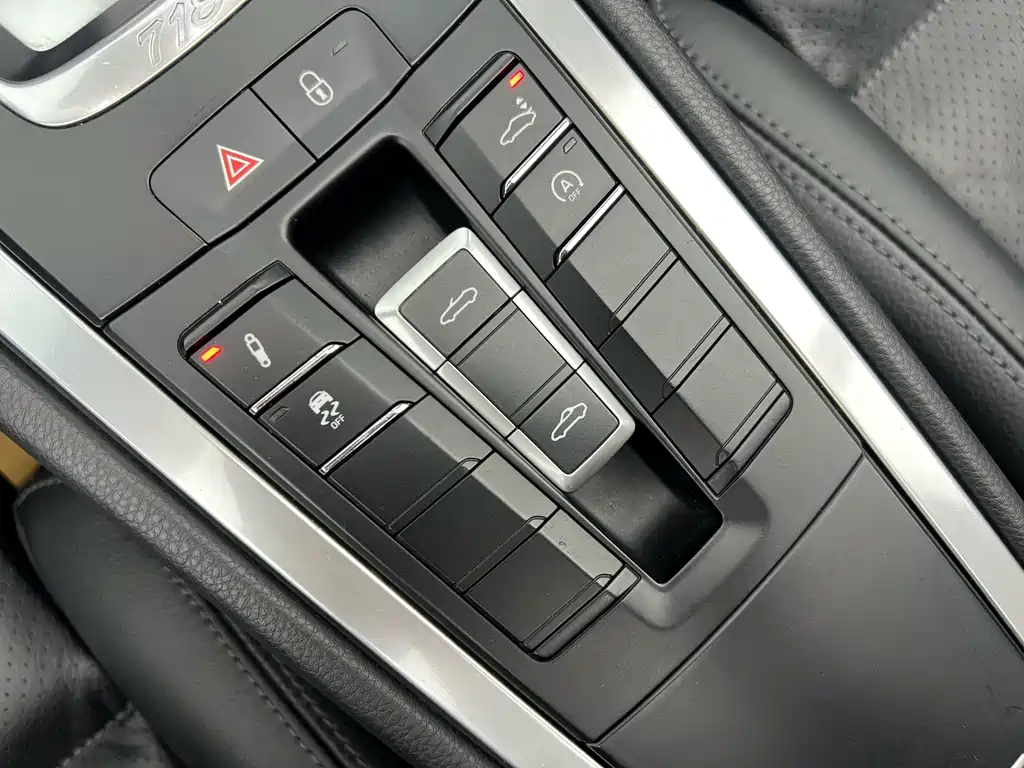 Porsche 718 2018 Boxster 2.0T