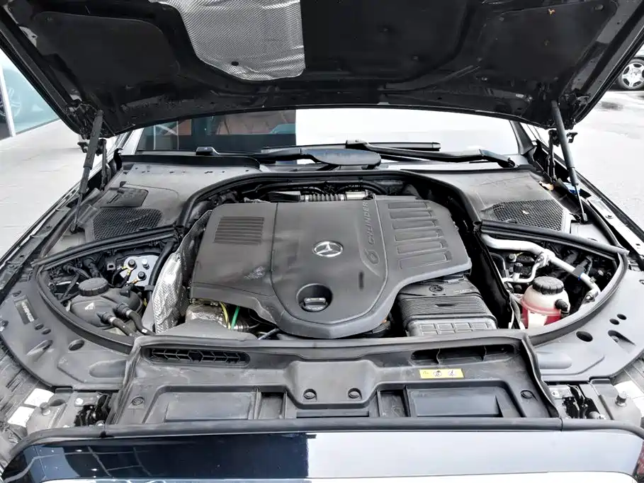 Mercedes-Benz S-Class — миниатюра 13
