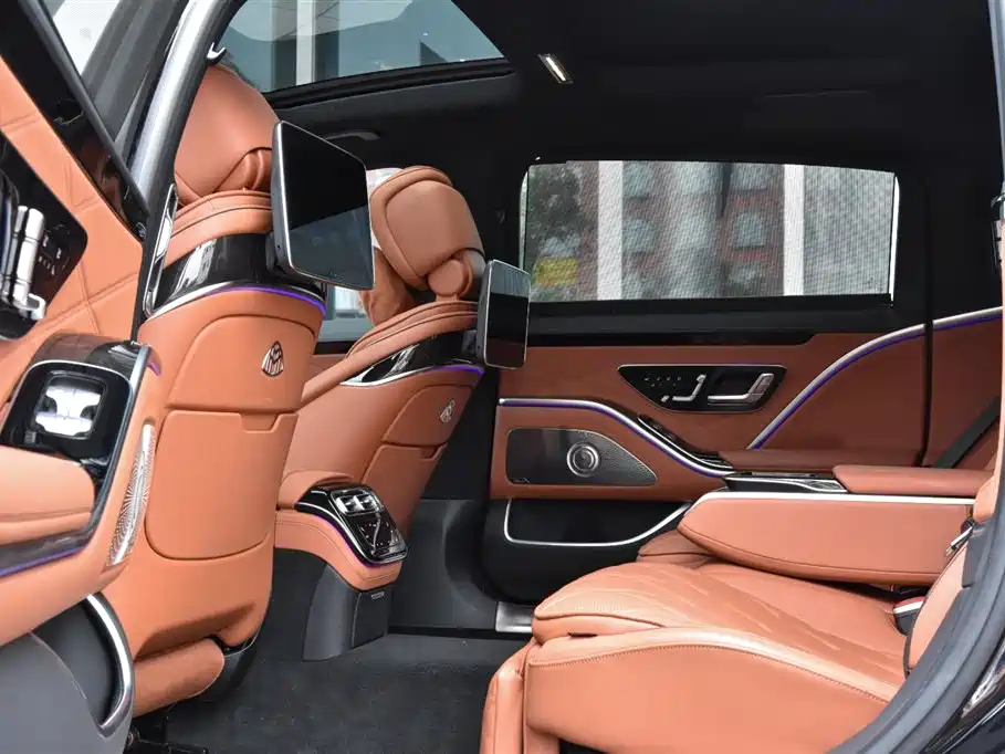 Mercedes-Benz S-Class — миниатюра 17