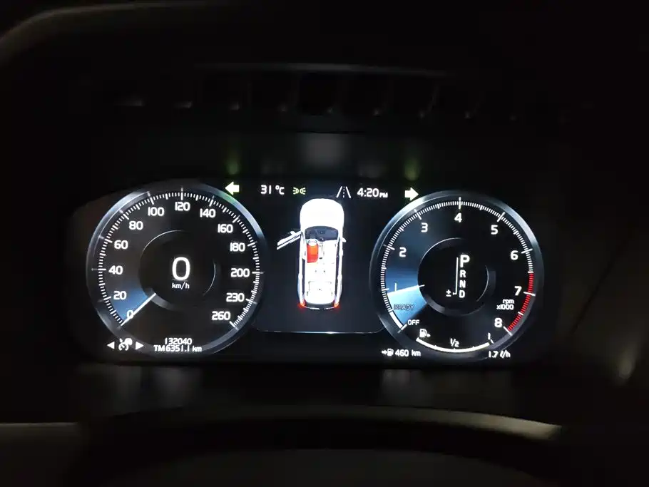 Volvo XC90 — миниатюра 14