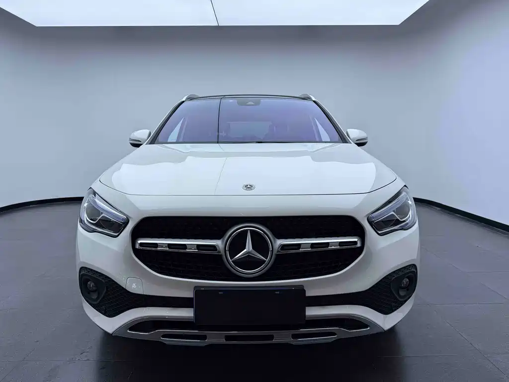 Mercedes-Benz GLA — миниатюра 2