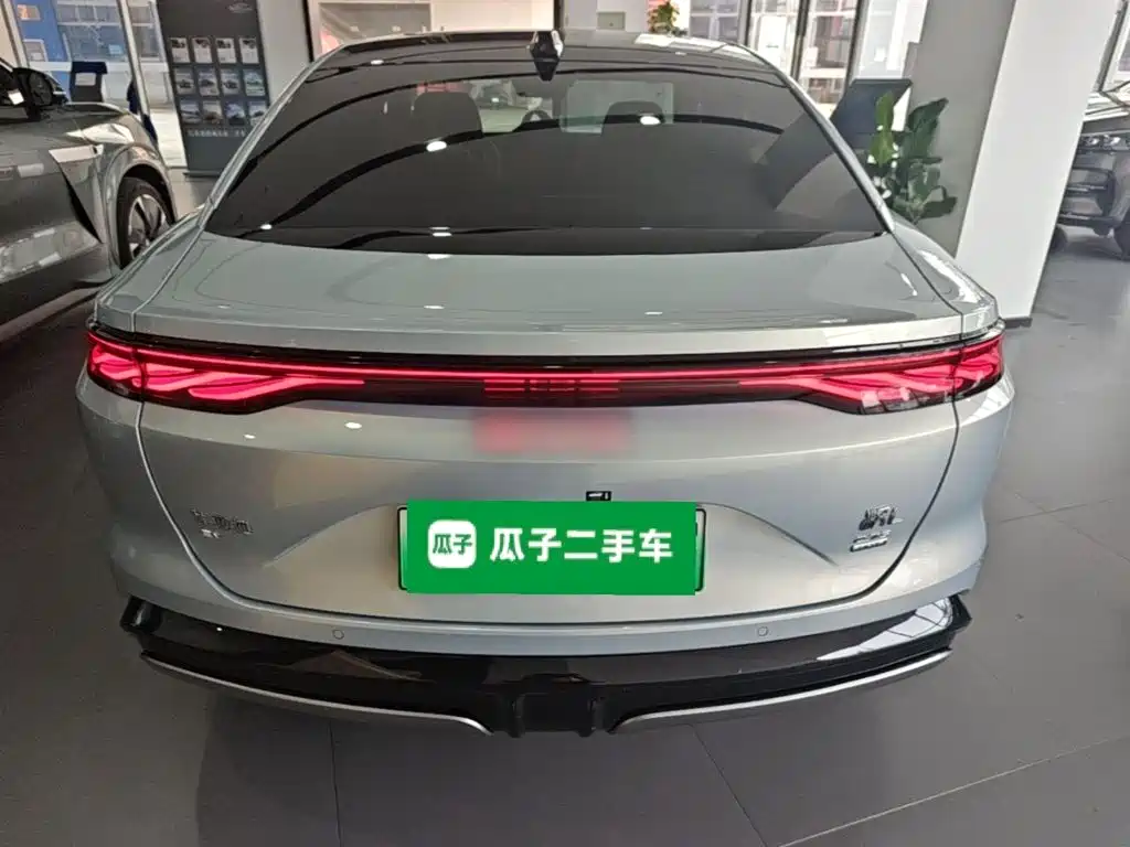 BYD Han L 2025 EV Flagship