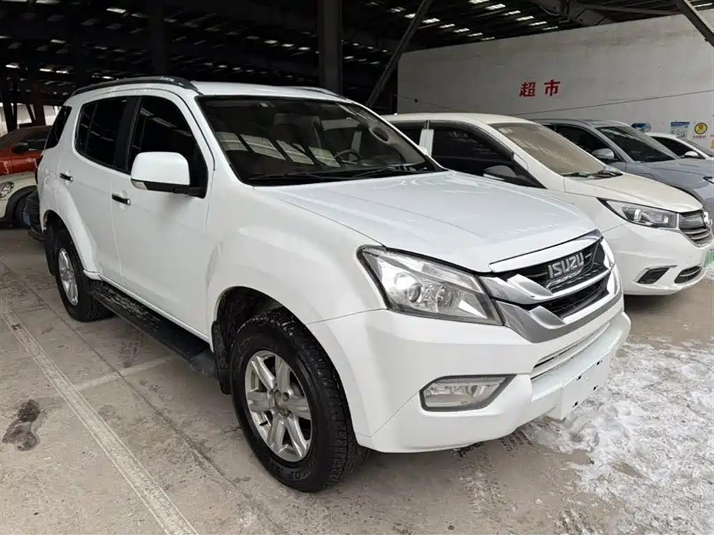 ISUZU MU X SHEPHERD RANGER