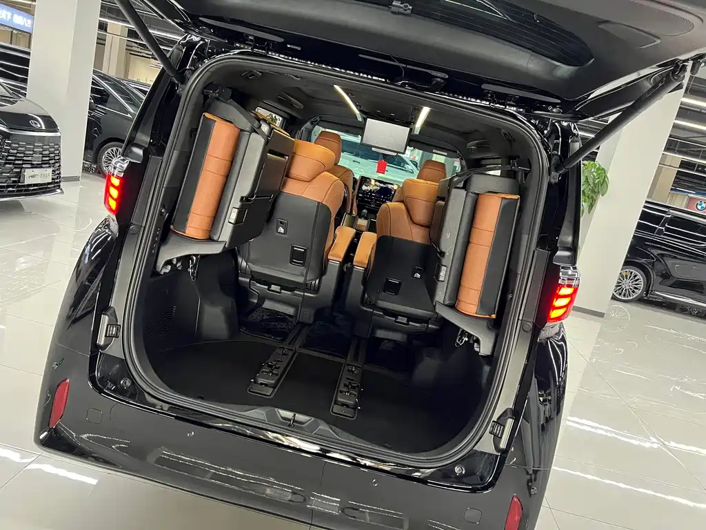 Toyota Alphard Hybrid 2.5L Premium Enjoy Edition, фото 8