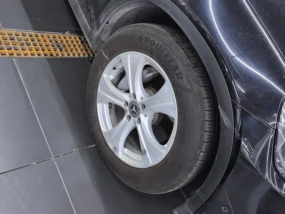 Mercedes-Benz GLC — миниатюра 6
