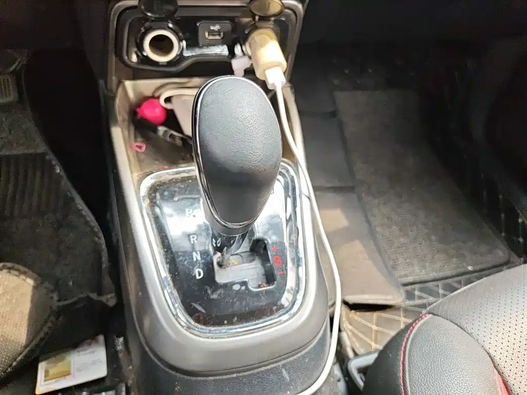 Changan CS15 — миниатюра 15