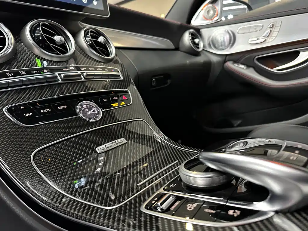 MERCEDES-BENZ C CLASS AMG