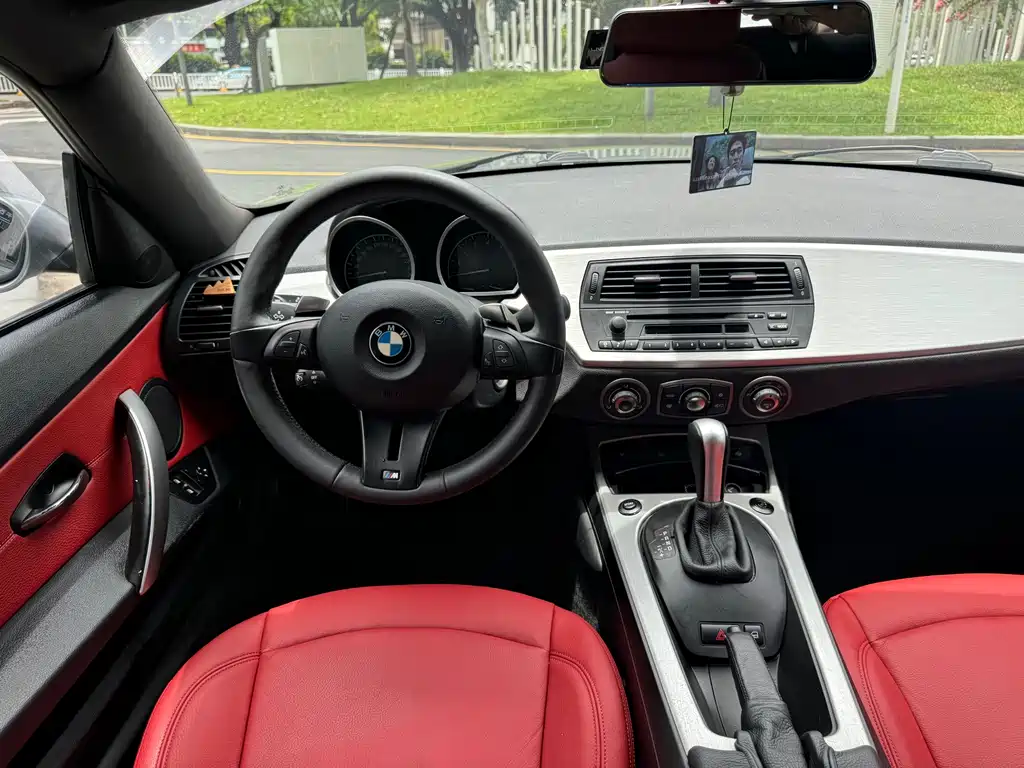 BMW Z4 — миниатюра 8