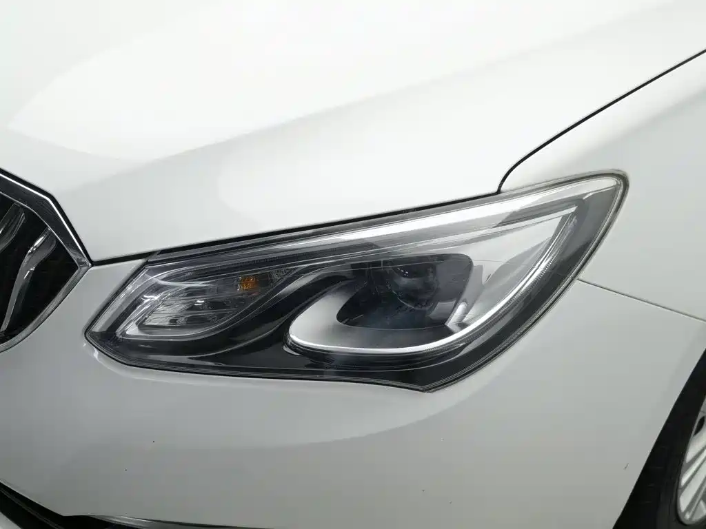 Buick Excelle — миниатюра 7