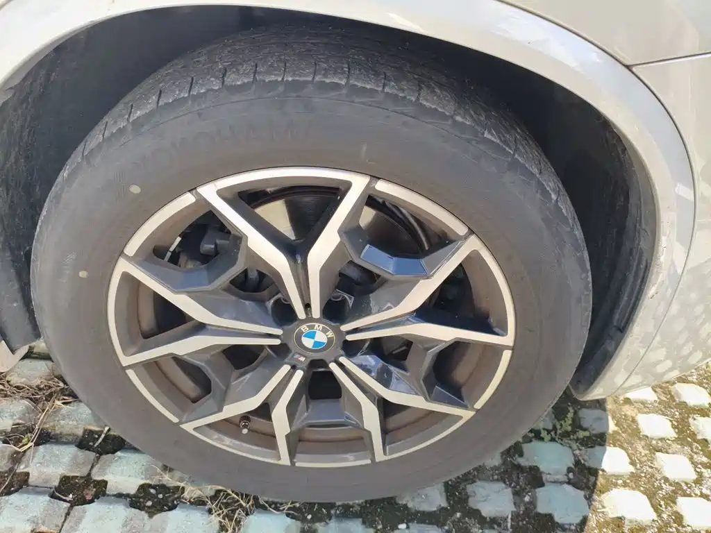 BMW X3 — миниатюра 25