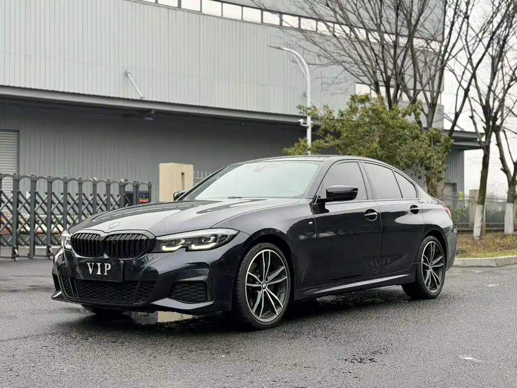 BMW 3 Series 2022
