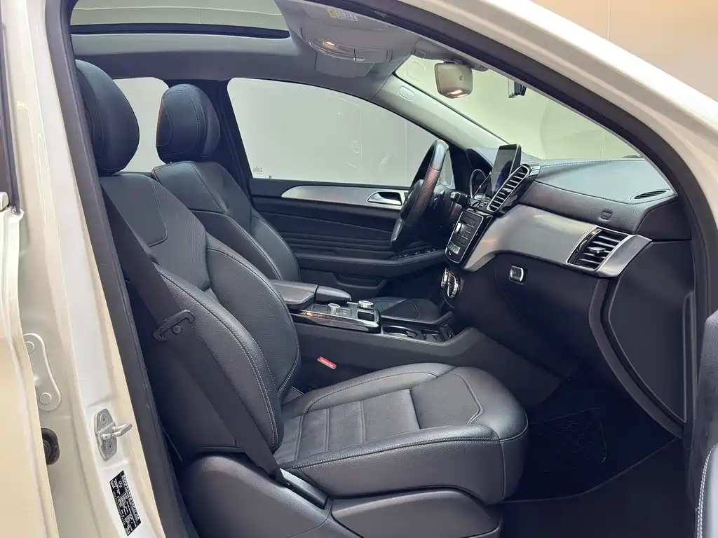 Mercedes-Benz GLE Coupe — миниатюра 20
