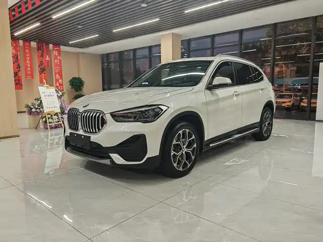 BMW  X1 2020
