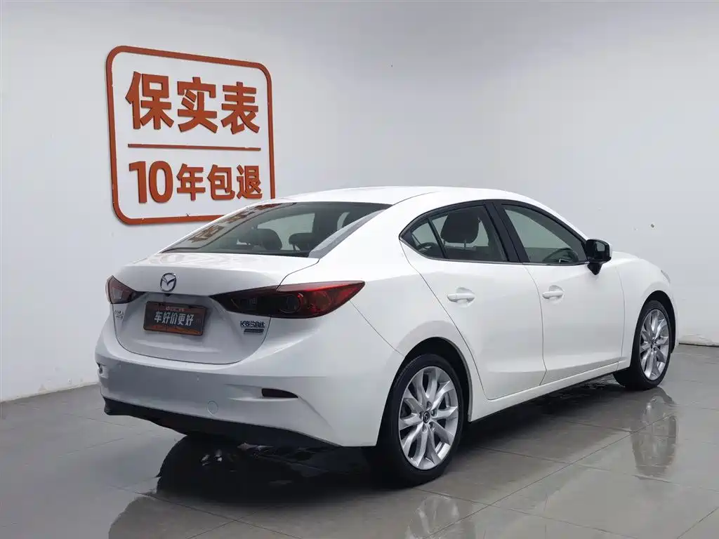 Mazda Mazda3 3 2014 2.0L AT Flagship