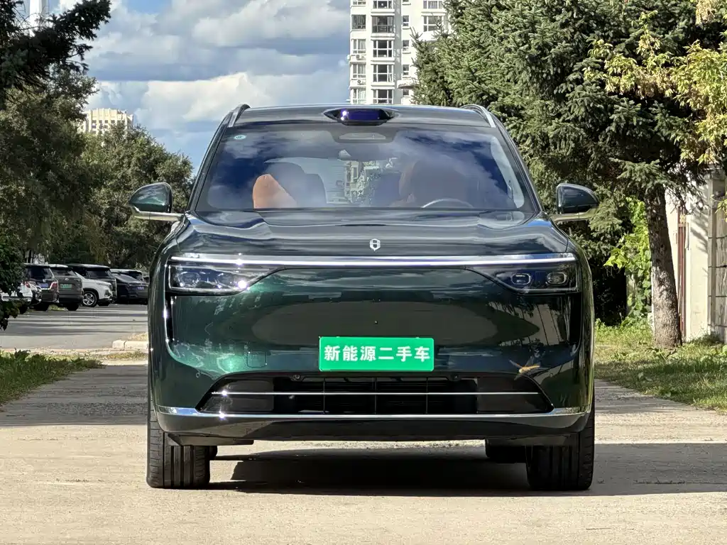 AITO AITO M8 — миниатюра 2
